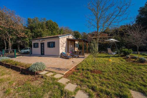 Modean in Pula - Haus für 2-3 Personen