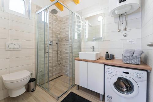 Ένα μπάνιο στο Modean in Pula - Haus für 2-3 Personen