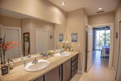 Φωτογραφία από το άλμπουμ του Pacifico L813 1br Condo Pacifico Couples Retreat σε Coco