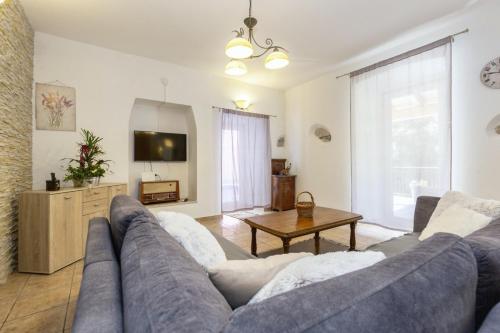 Villa Oliva Vilea in Sveta Marina - Haus für 8 Personen