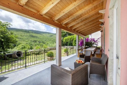 Villa Oliva Vilea in Sveta Marina - Haus für 8 Personen