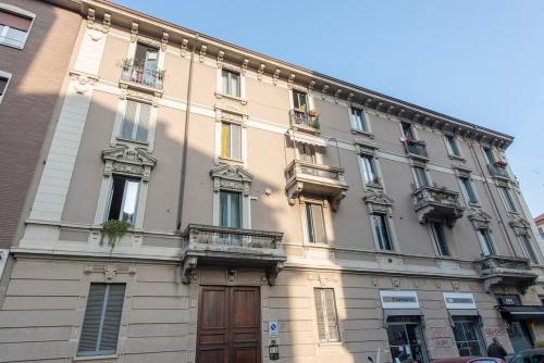Stylish Apartment at Isola-Garibaldi District - B Home