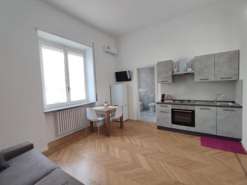 Kuchyň nebo kuchyňský kout v ubytování Casa Dante 2