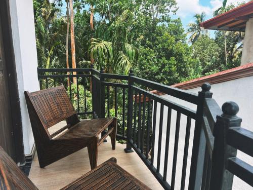 Μπαλκόνι ή βεράντα στο Bakamuna Coliving Villa near Hiriketiya