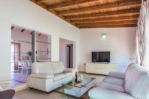 Villa Solmen by Villa Plus