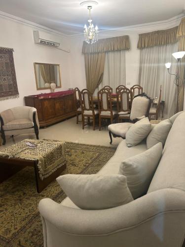 Experience Authentic Egyptian Living Near AUC