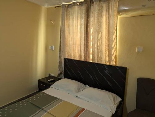 Φωτογραφία από το άλμπουμ του Gordon's Executive Lodge Hotel σε Accra