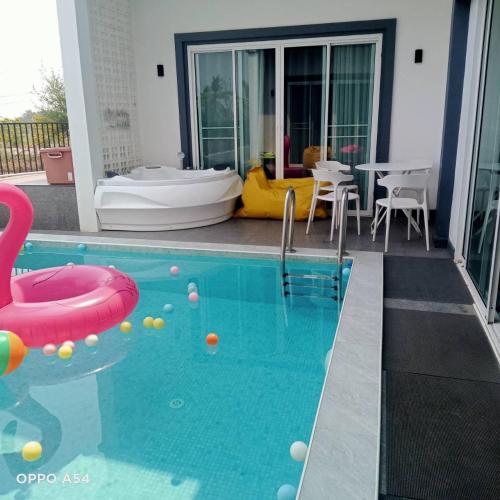 Piscina en o cerca de Good View Pool Villa Udonthani