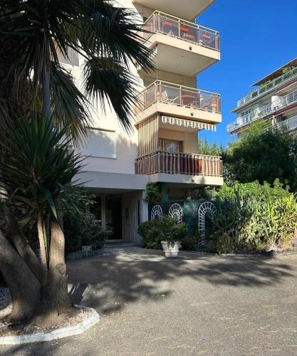 Cozy Cannes Studio - 12 Min Walk To The Beach - Free Parking