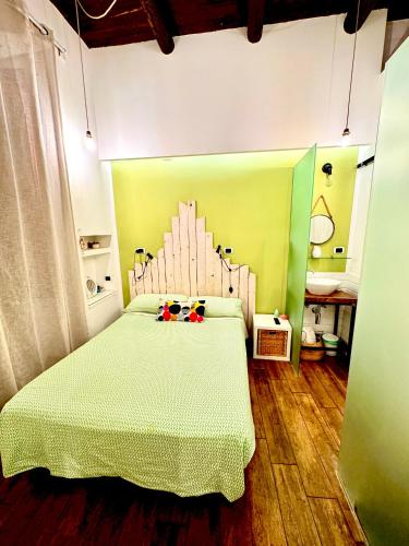 Casarià Holiday Home, Nel Cuore del Centro Storico di Napoli