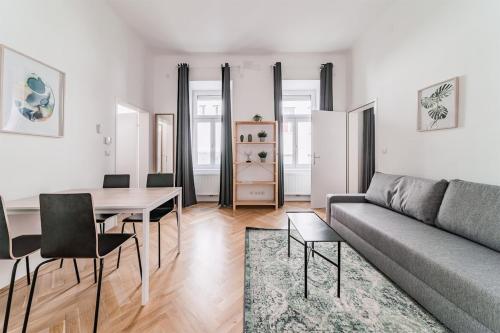 Trendy Schönbrunn Apartment