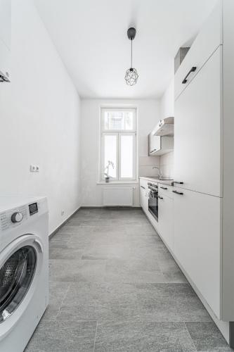Trendy Schönbrunn Apartment