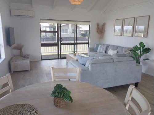 Khu vực ghế ngồi tại Harbour Haven