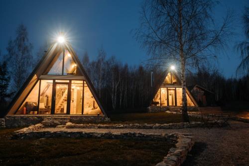 Φωτογραφία από το άλμπουμ του Cabanele Zenhouse σε Dîngău Mic