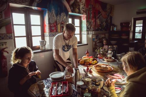 Đồ ăn tại/gần nhà trọ