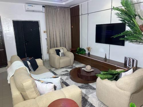 Kings Heights Apartment