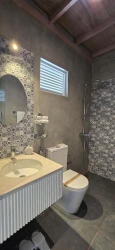 Koupelna v ubytování Brizo Paradiso Boutique Hotel