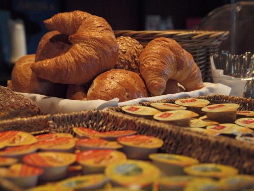 Đồ ăn tại/gần khách sạn