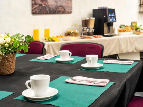 Đồ ăn tại/gần khách sạn