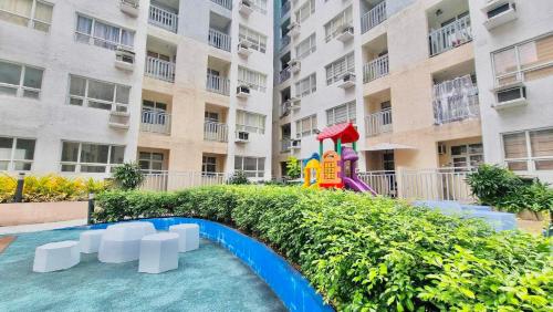 Kolam renang di atau dekat dengan Urban Stay in Seawind 1BR with Flexi