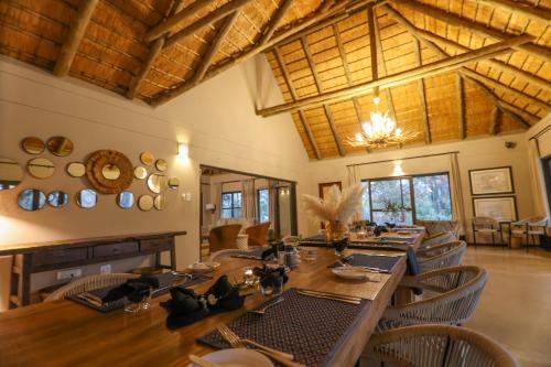 Χώρος καθιστικού στο Xanatseni Private Camp