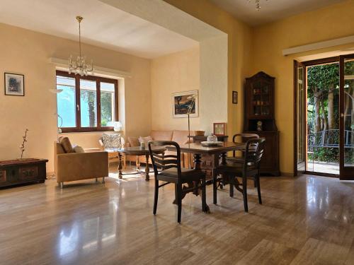 Villa Ida Früh by Holap SA