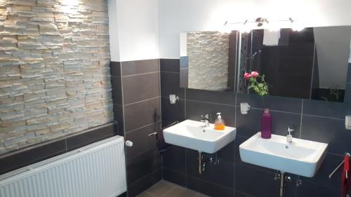 Ванная комната в Hotel in der Strassen