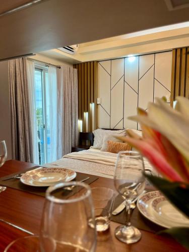 Φωτογραφία από το άλμπουμ του Cozy and Stylish Studio at Inspiria with Balcony and City Views Free WiFi and Netflix beside Abreeza Mall σε Davao City