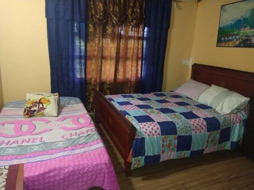 Un ou plusieurs lits dans un hébergement de l'établissement Estate with pool for 7 people in Roldanillo