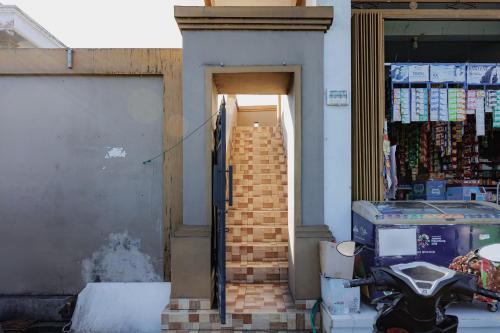 Φωτογραφία από το άλμπουμ του Soka Asri Guest House near Bali Zoo RedPartner σε Darmasaba