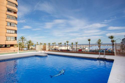 Primera Linea, Puerto Fuengirola