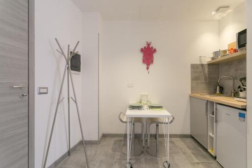 JOIVY Cosy Studios, easy access to the Centre of Milan