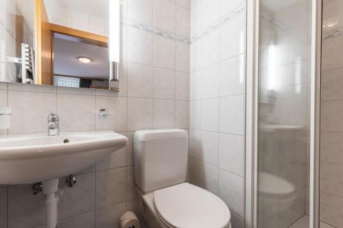Un baño de Apart Jil-Marie