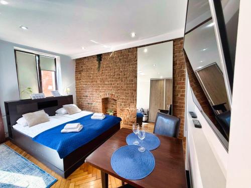 Ένα ή περισσότερα κρεβάτια σε δωμάτιο στο Garsoniera by Rentoom