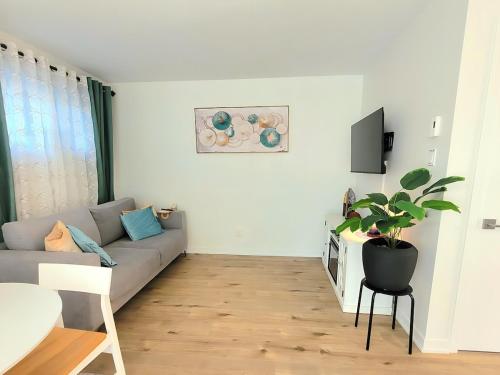 Istumisnurk majutusasutuses MTR Apart Montreal Hospital Corporate Stay