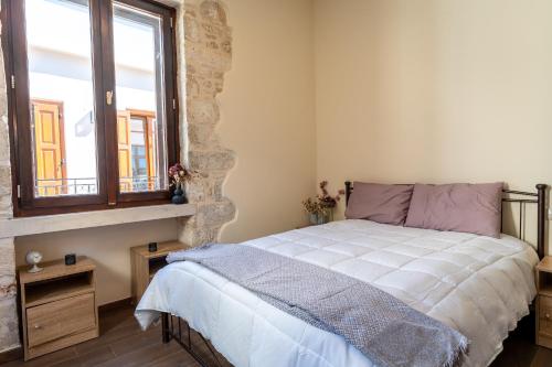 The Storybook Maisonette Walk Old Town & Beach in Minutes