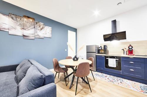 Kuchyň nebo kuchyňský kout v ubytování RB-0G - Joli 3 pièces tout équipé au RDC pour 1 à 5 pers