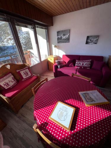 Appartement cosy face aux télécabines