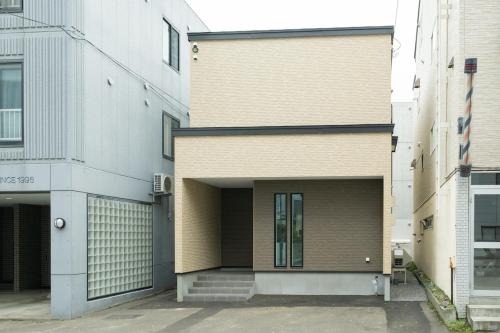 South 5 House