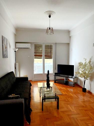 Two bedroom Apartment in Athens Center