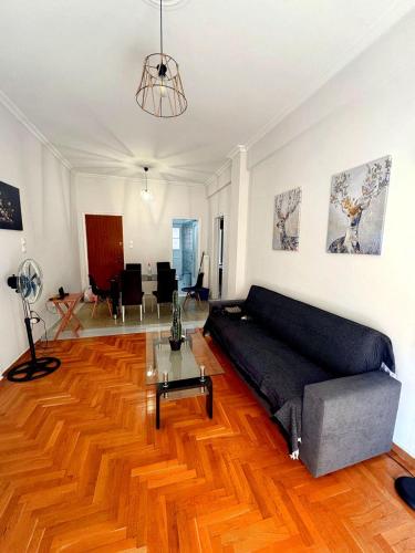 Two bedroom Apartment in Athens Center