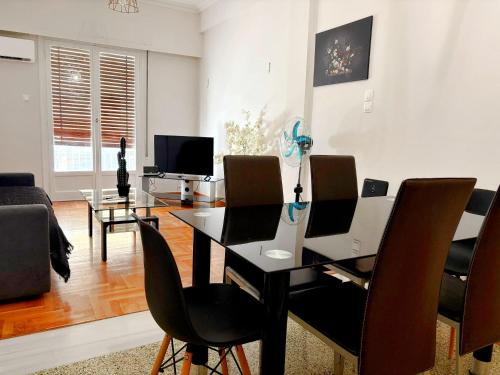 Two bedroom Apartment in Athens Center