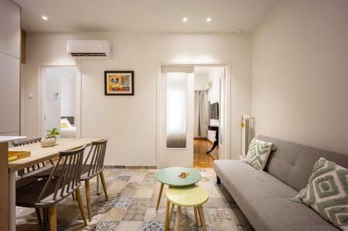 Spacious & Well Designed 2BR Apartment in Pangrati