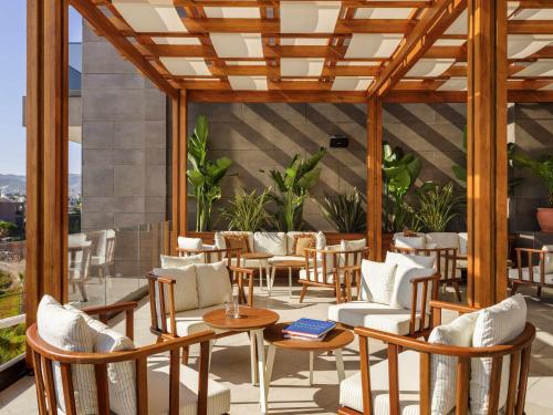 Χώρος καθιστικού στο The Bodrum Hotel Yalıkavak - MGallery Collection