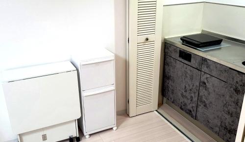 Ocean View! King-size Bed! 2min to the Beach!