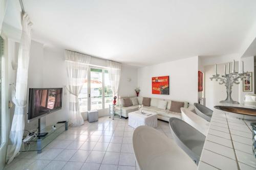 Pleasant 2 bedroom close to the center of Cannes