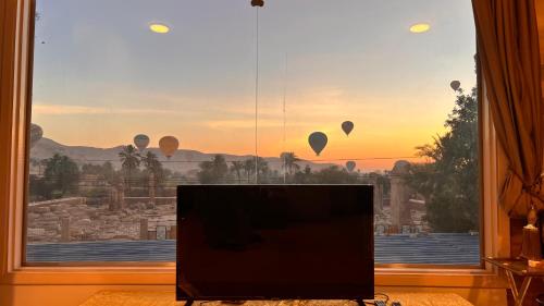 Amenhotep Apartments