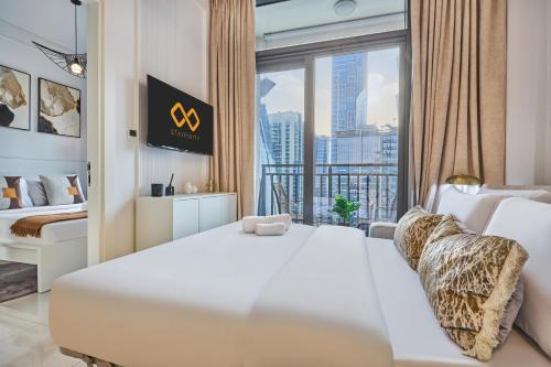 Stylish 1BR Apartment, ZADA Tower with Pool & Gym, Business Bay