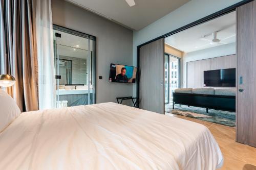 TV a/nebo společenská místnost v ubytování 8 Pax Antara Genting Suites by Silaslee