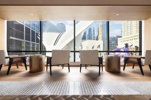 Χώρος καθιστικού στο M Social New York Downtown - formerly Millennium Downtown New York